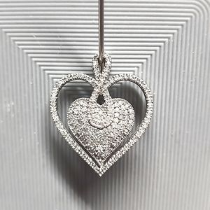 Vantage 1960 heart pendant